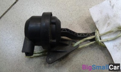 Клапан воздушный от Audi A8 D3 2002-2010 - купить Ахтарском