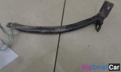 Кронштейн передней балки правый от Renault Megane 1 1996-2002 - купить Ахтарском