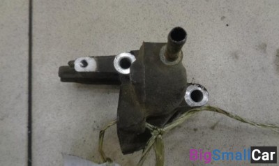 Кронштейн (сопут. товар) от Honda Fit 2001-2008 - купить Ахтарском