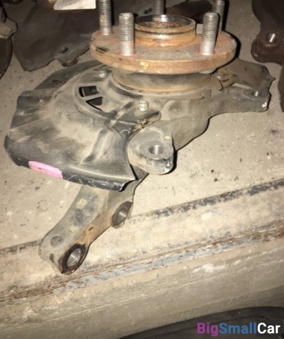 Левый поворотный Кулак тойота Камри 40 - купить Ахтарском