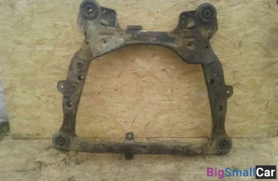 Подрамник тойота Камри 40 оригинал - купить Ахтарском