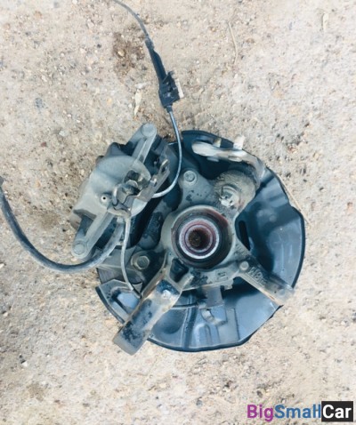 Кулак поворотный левый тойота авенсис 2005 - купить Ахтарском