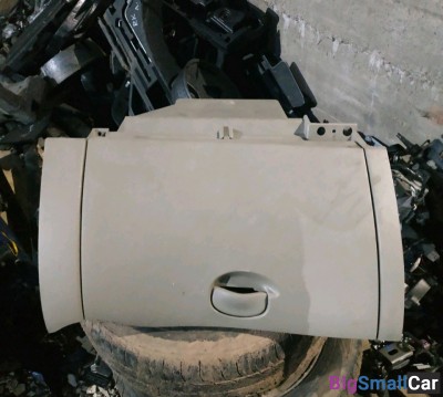 Renault koleos бардачок - купить Ахтарском