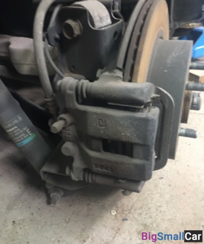 Суппорт задний правый Nissan x-trail t31 2008 - купить Ахтарском