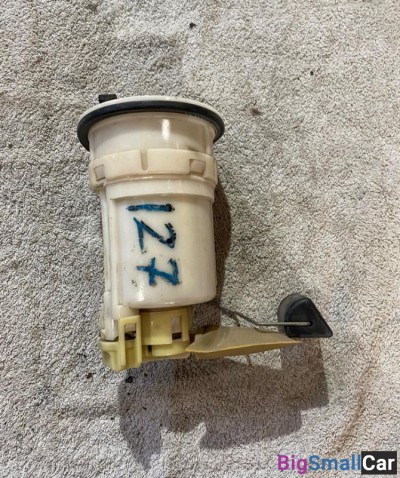 Насос топливный Toyota Camry 30 - купить Ахтарском