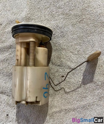 Насос топливный Nissan note - купить Ахтарском