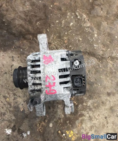 Генератор Toyota Auris - купить Ахтарском