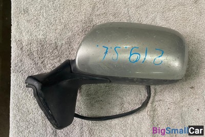 Зеркало левое Toyota Auris (150) - купить Ахтарском