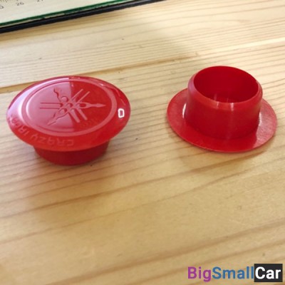 Заглушка слайдера CRAZY IRON Yamaha red 5240 - купить Ахтарском