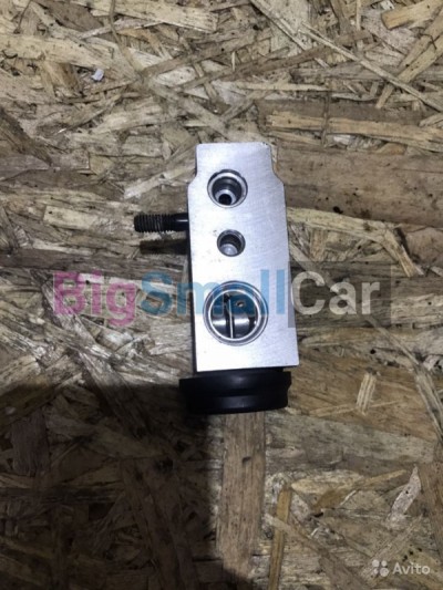 Клапан кондиционера трв KIA Ceed 07-12 Клапан кондиционера трв KIA Ceed 07-12
