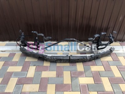 Передний учредитель бампера BMW 5 e60 - купить Ахтарском