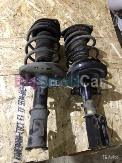 Передние стойки Renault fluence - купить Ахтарском